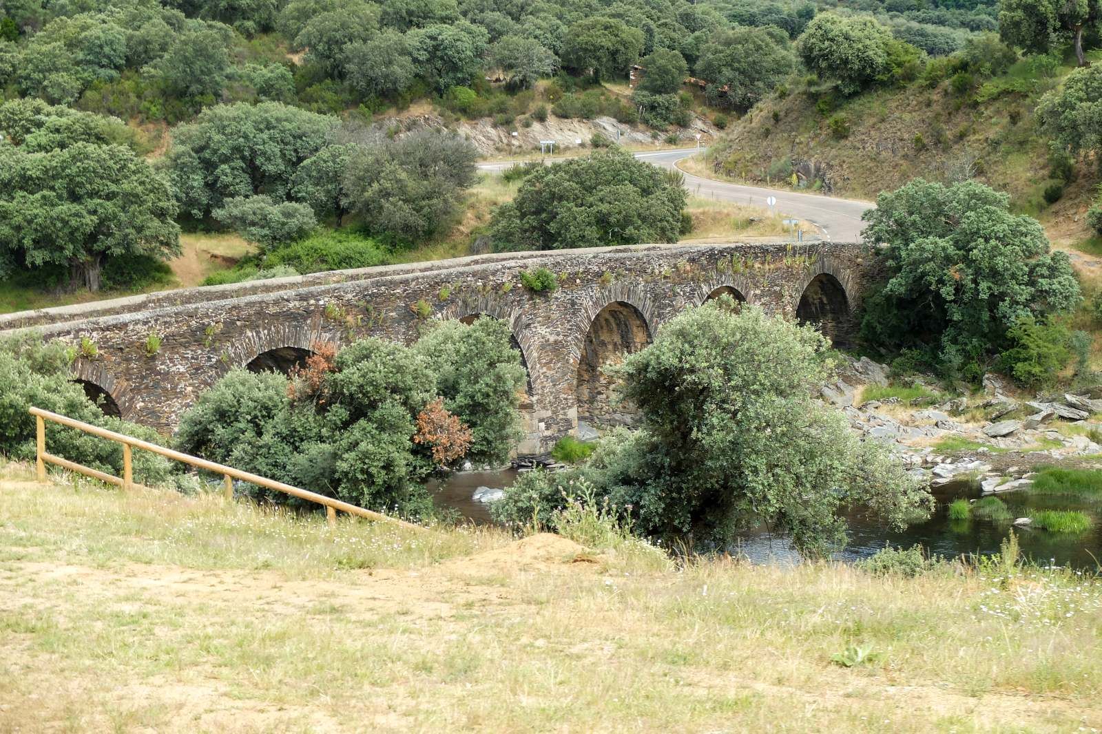 Puente sobre el Alagón