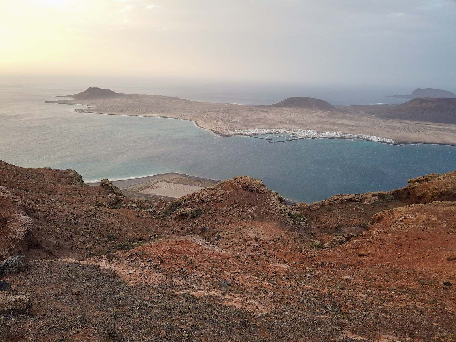 Isla La Graciosa. Lanzarote en Catamarán