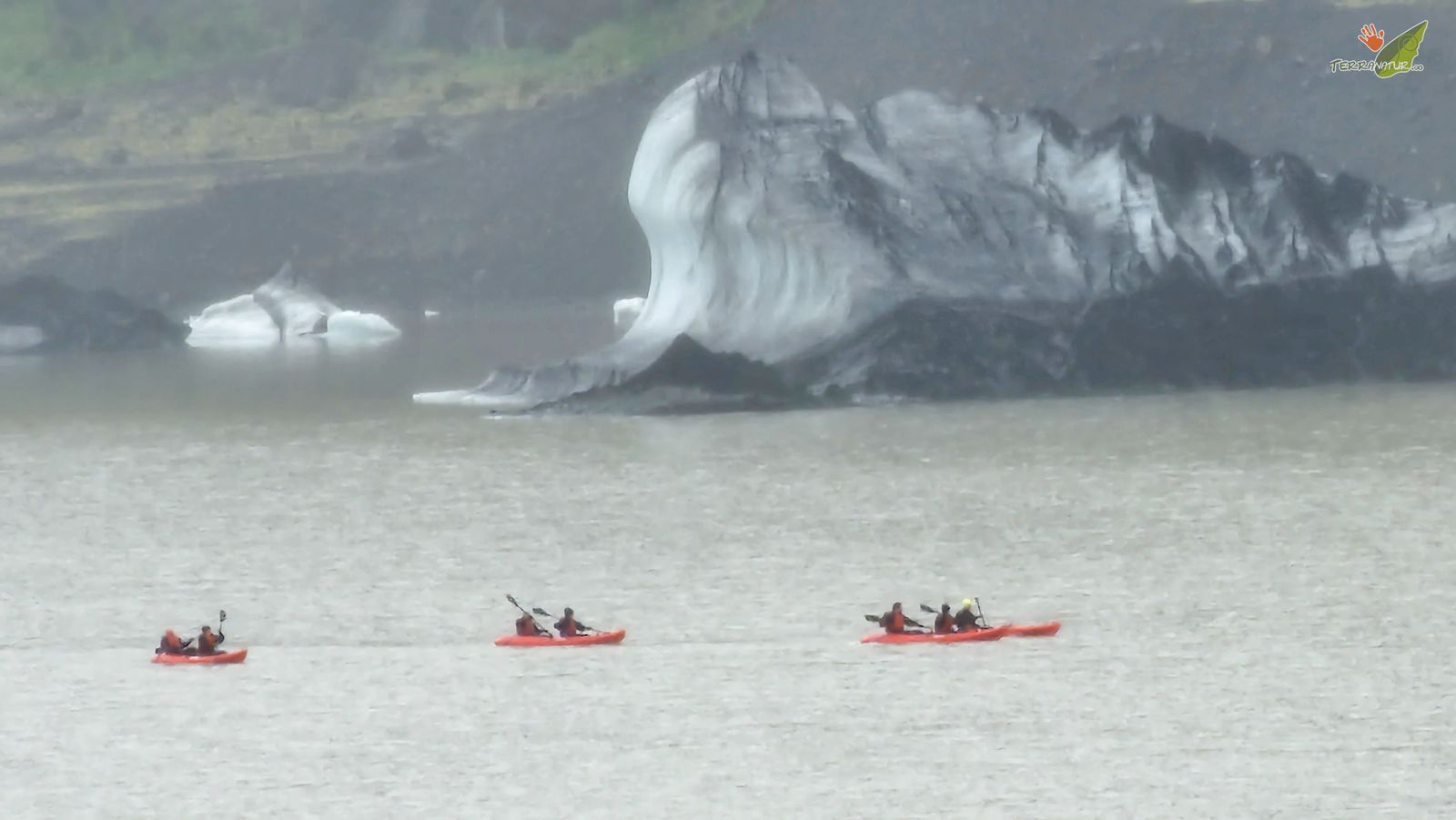 Kayak en lagunas glaciares Islandesas