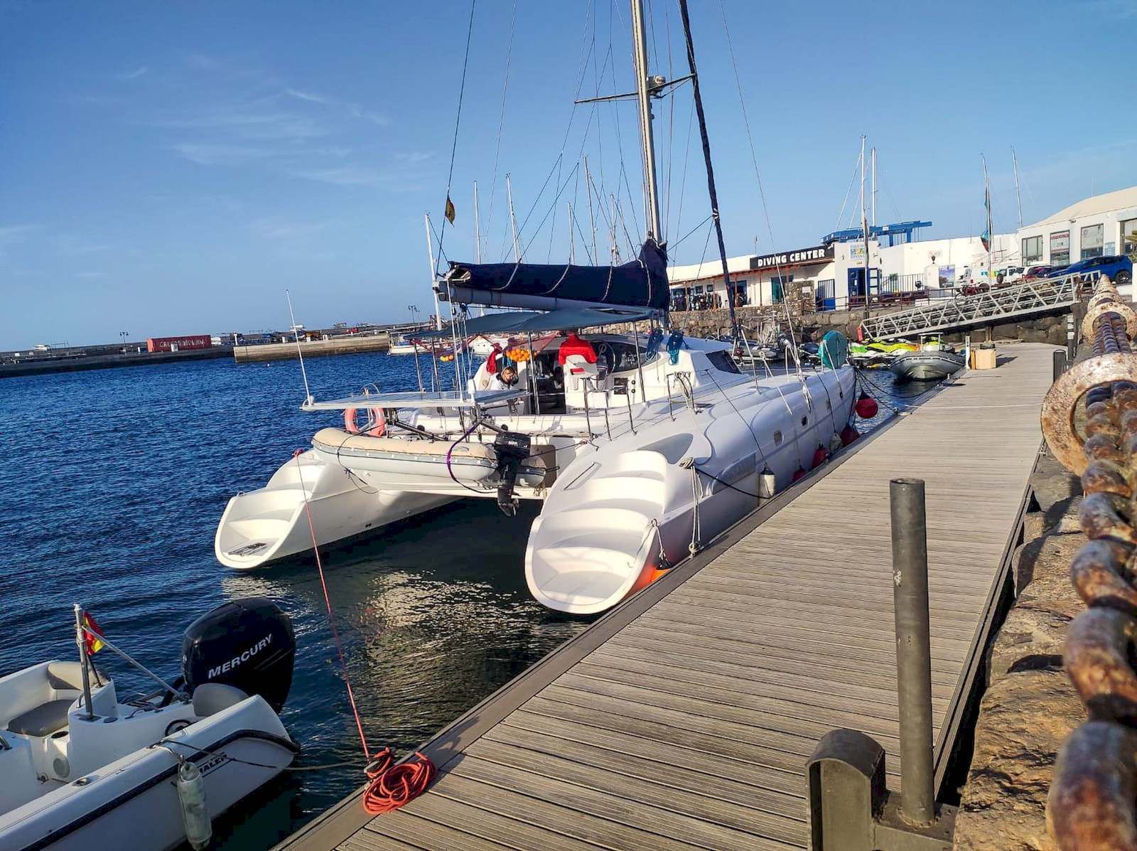 Ya en la Marina de Arrecife
