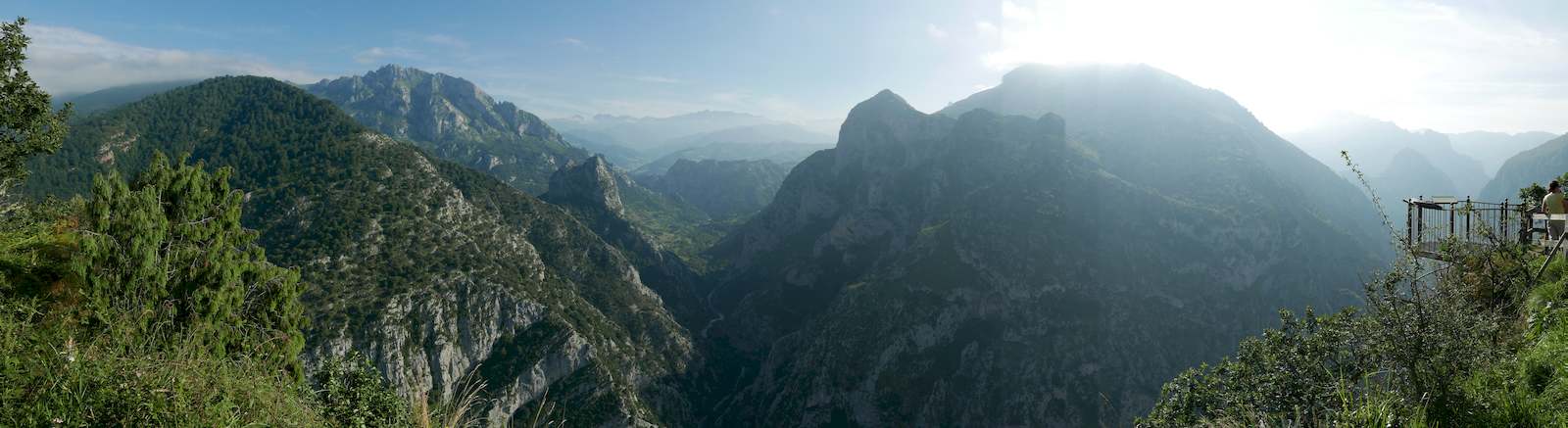 Paisaje del desfiladero de la Hermida