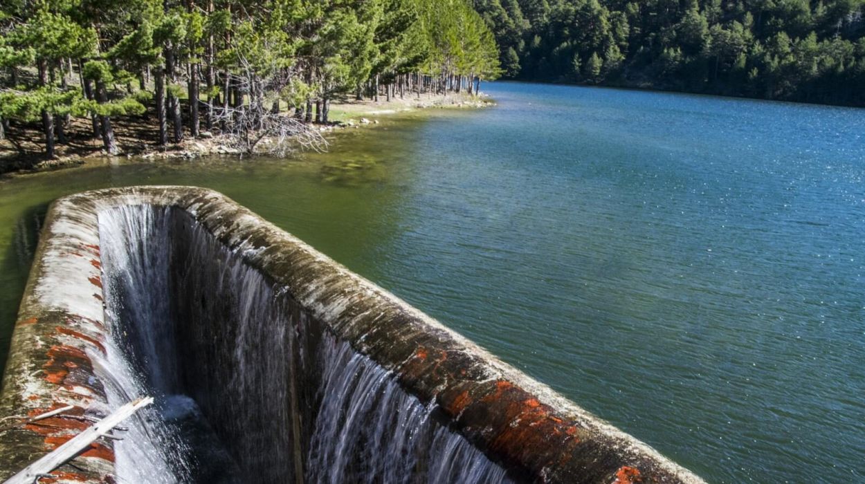 Yincana rotativa con Terranatur. Disfruta de un d&iacute;a de aventura en 4x4, Bicicleta el&eacute;ctrica de Monta&ntilde;a y Geocaching en senderismo por la zona del valle del Rio Moros.