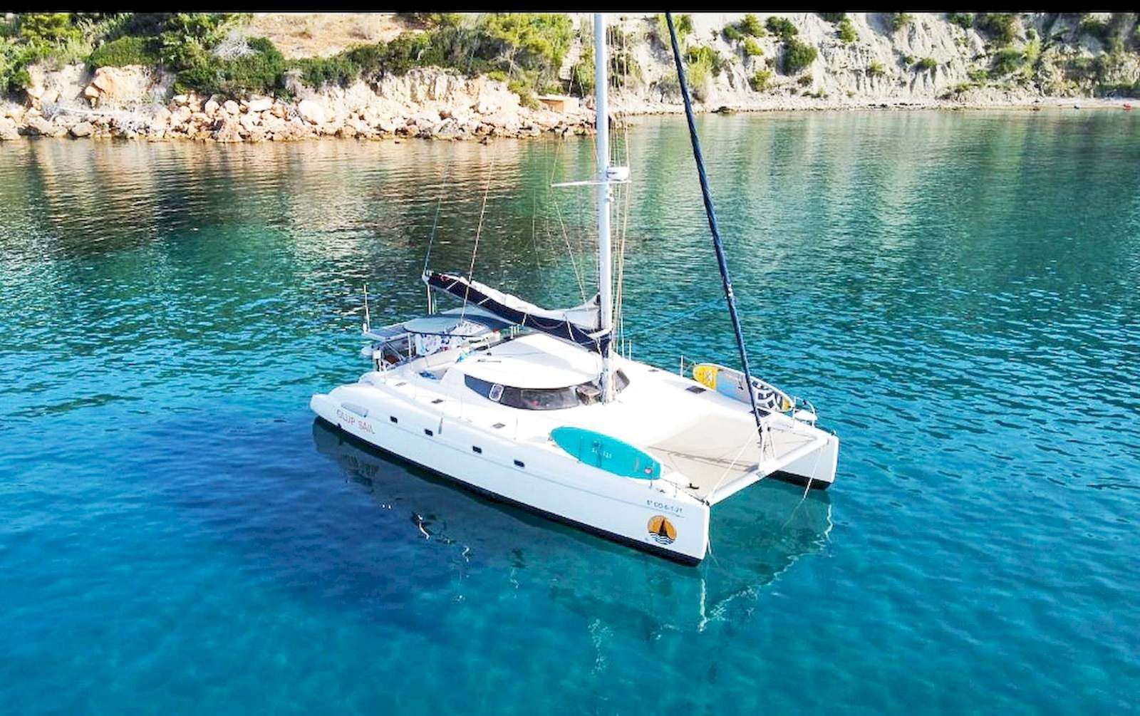 Catamarán Glup Sail